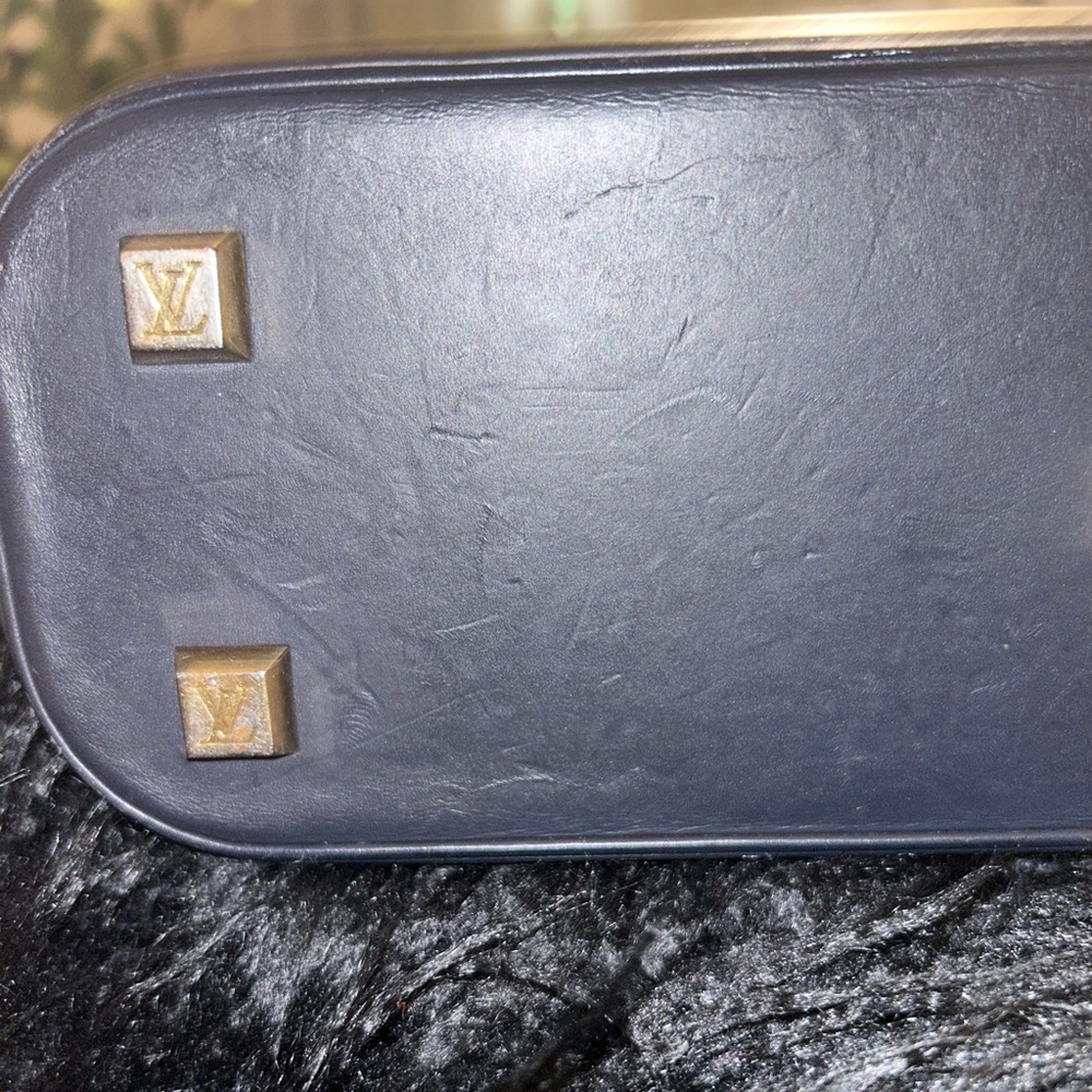 AUTHENTIC LOUIS VUITTON PADLOCK SHAPED HANDBAG! - Picture 13 of 15